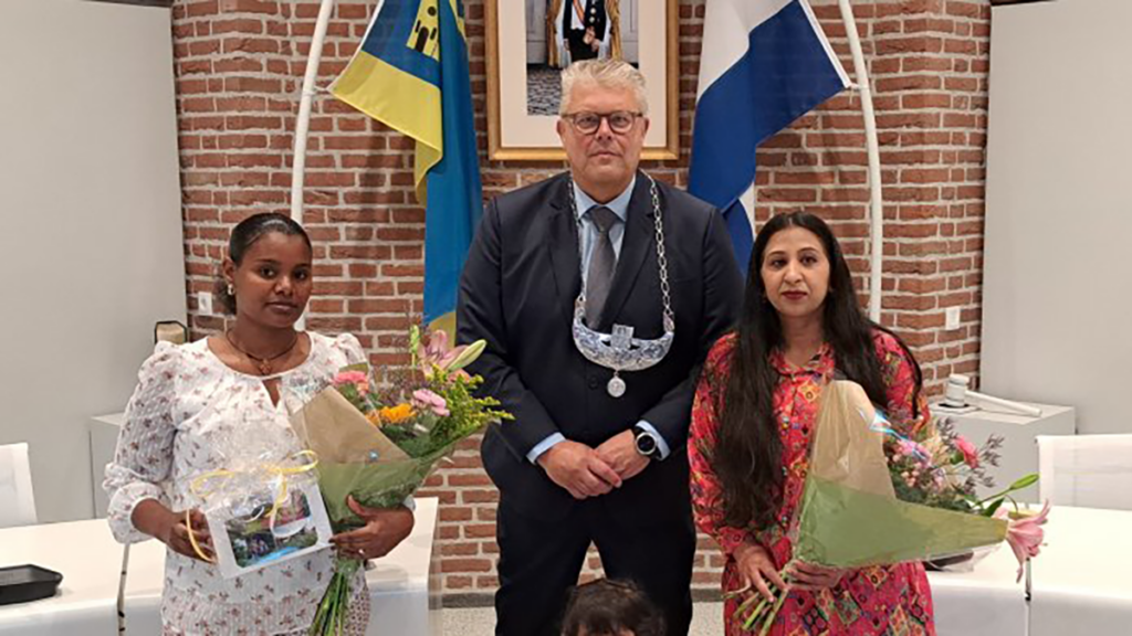 Naturalisatieceremonie voor 3 inwoners