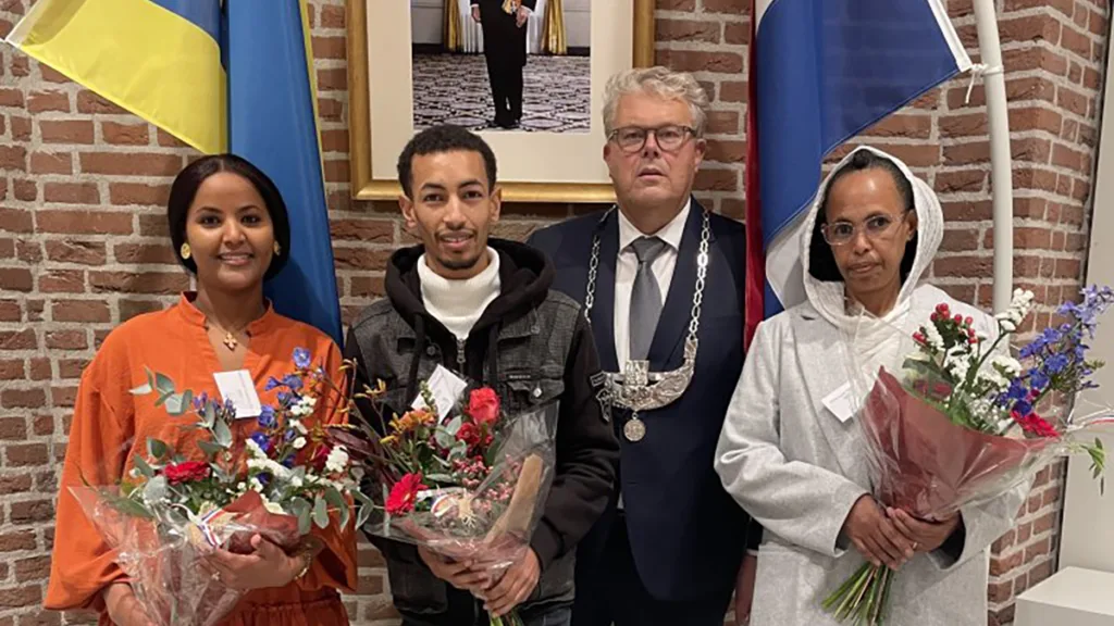 Moeder en kinderen uit Staphorst worden Nederlander