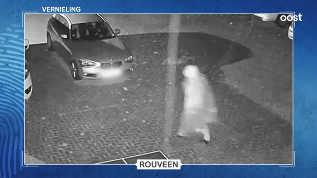 Bandenprikker slaat toe in Rouveen: BMW doelwit van vandalisme Bandenprikker slaat toe in Rouveen: BMW doelwit van vandalisme