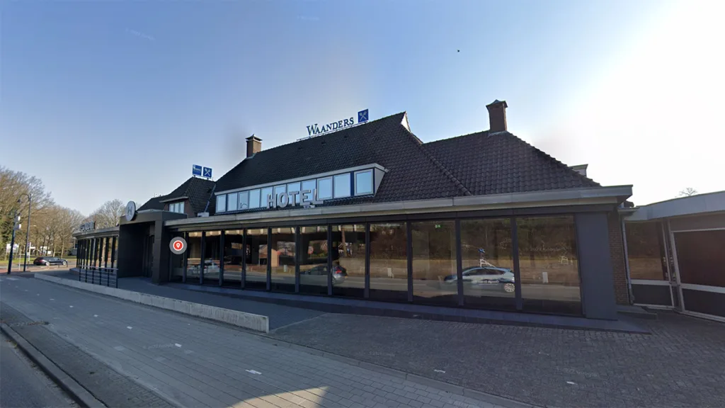 Drie jaar langer statushouders in voormalig hotel Waanders