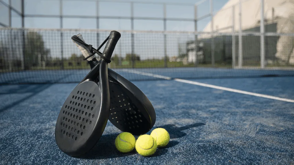 Voormalig Tennisterrein Getransformeerd tot Padelparadijs