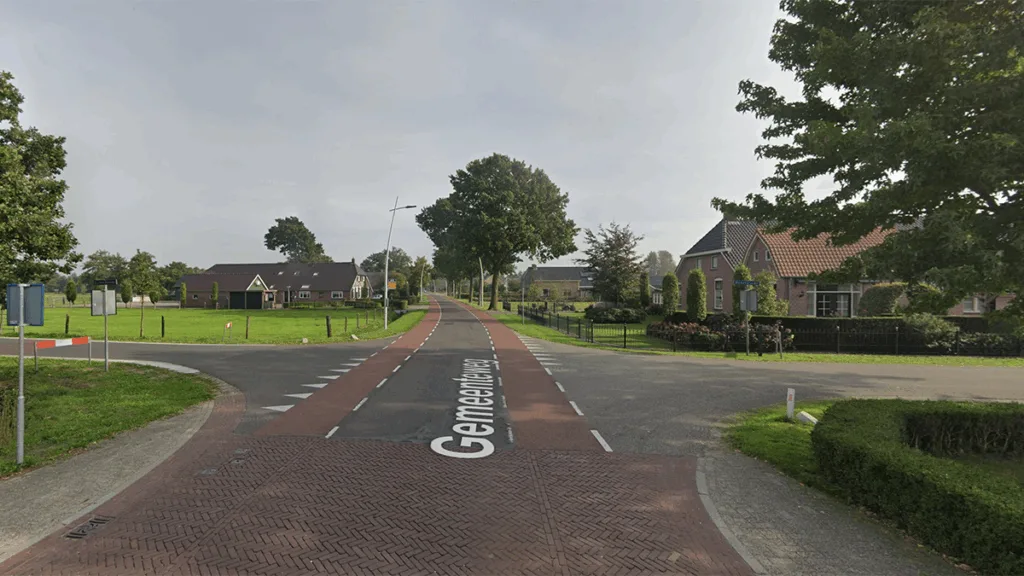 College Staphorst wil klinkers op Gemeenteweg voor veiligheid