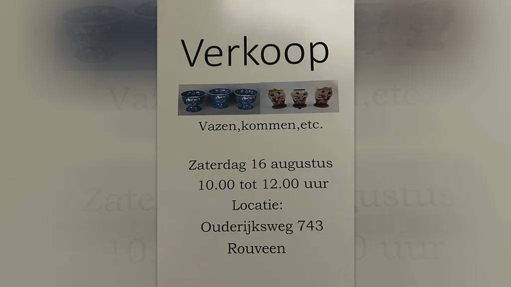 Antiekverkoop van vazen en kommen in Rouveen