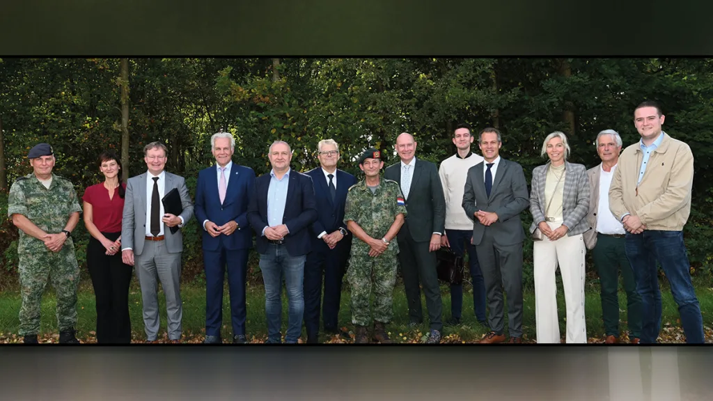 Kamerleden bezoeken Staphorst voor plannen munitieopslag
