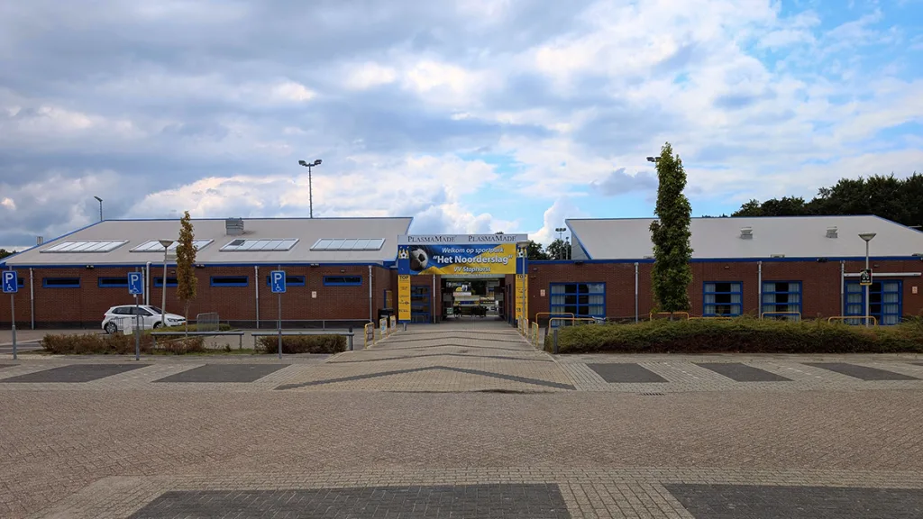 Staphorst en Urk delen punten na spektakel in blessuretijd