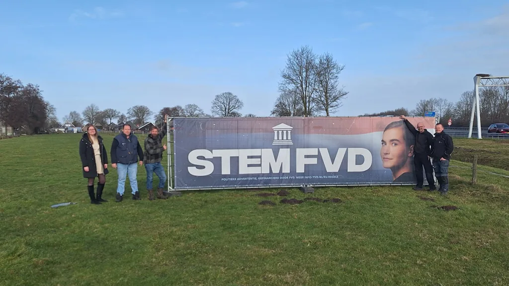 FVD Staphorst start campagne met eerste spandoeken