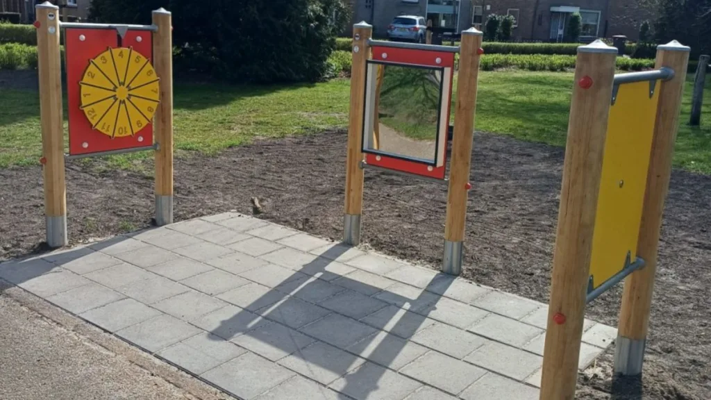 Nieuwe speel- en beweegplekken in Staphorst en Rouveen Nieuwe speel- en beweegplekken in Staphorst en Rouveen