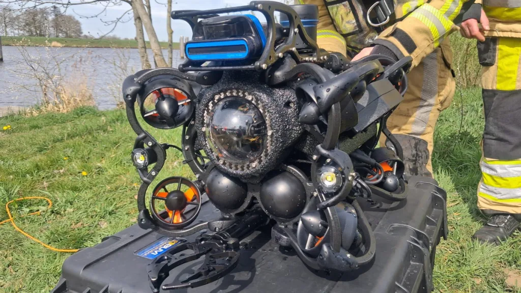 Nieuwe onderwaterdrone voor Brandweer IJsselland