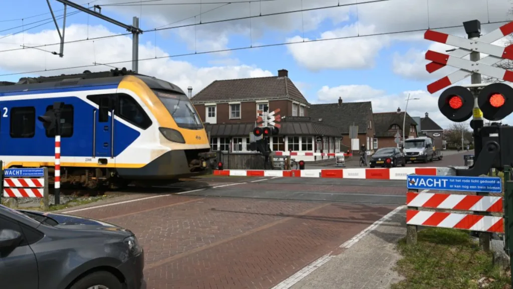 Spoorwegovergangen Staphorst dicht van 10-12 juli
